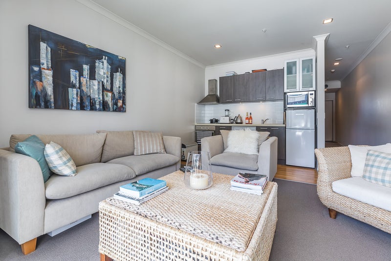 2E/39 Mackelvie Street, Grey Lynn, Auckland - Carousel 2