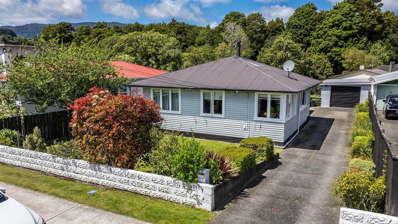 52 Clouston Park Road, Clouston Park, Upper Hutt - Carousel 1