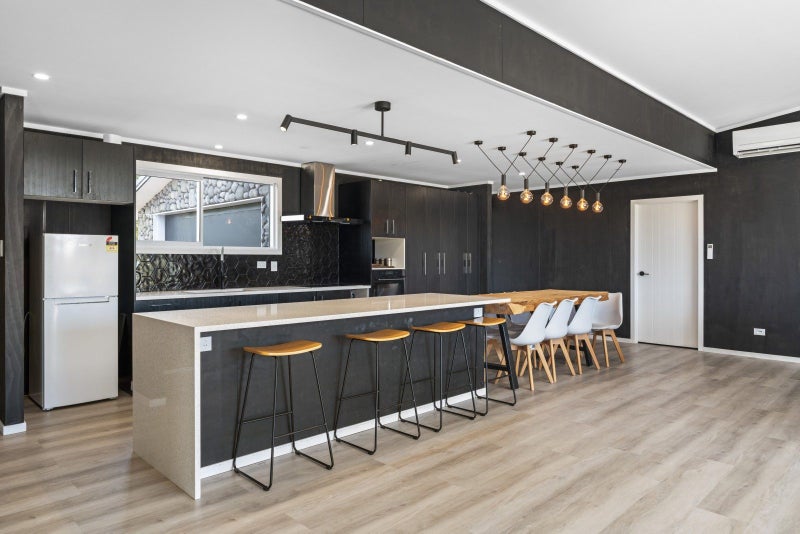 20 Komahimahi Way, MOTUOAPA, Motuoapa - Carousel 1