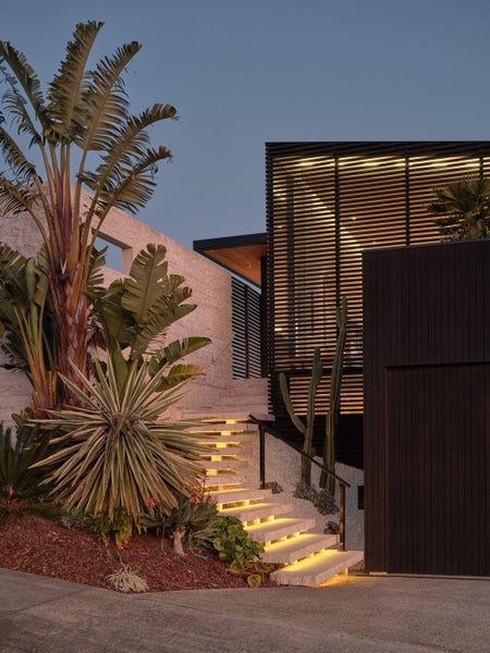 6 Island Bay Road, Beach Haven, Auckland - Carousel 1