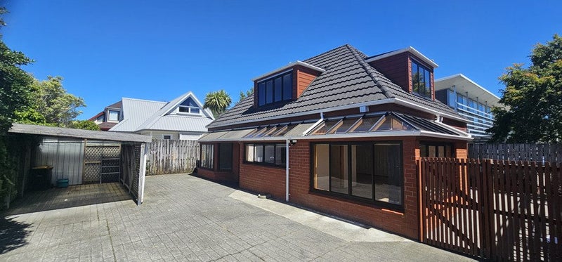 8A Campbell Street, Karori, Wellington - Carousel 1
