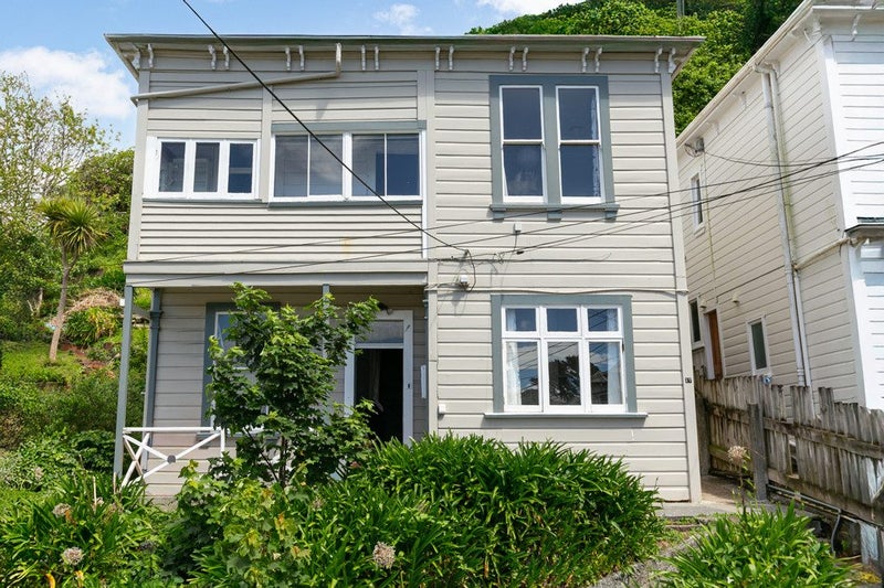 17 Essex Street, Aro Valley, Wellington - Carousel 1