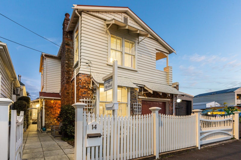 14 Wynyard Street, Devonport, Auckland - Carousel 2