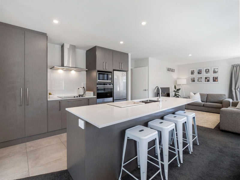 22 Tobollie Drive, Rolleston, Rolleston - Carousel 2