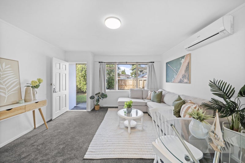 1/31A Vine Street, Mangere East, Auckland - Carousel 1