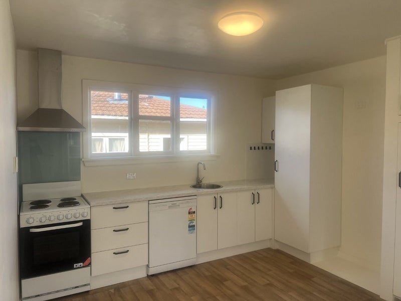 67 Rookwood Avenue, New Brighton, Christchurch City, Canterbury - Carousel 2
