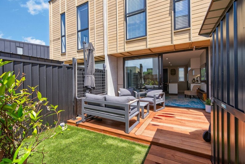 429B Jackson Street, Petone, Lower Hutt - Carousel 2