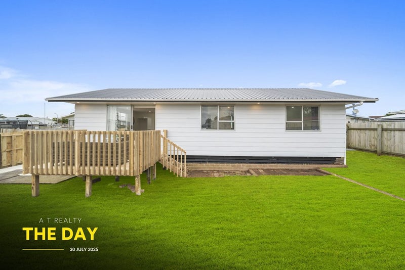 1/12 Kennington Drive, Clendon Park, Manukau City, Auckland - Carousel 1