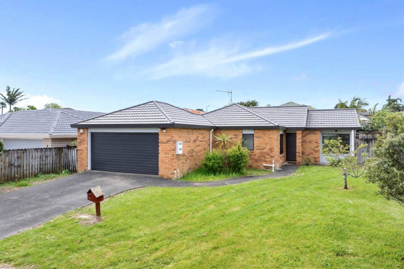 5 Whetstone Road, Flat Bush, Auckland - Carousel 1