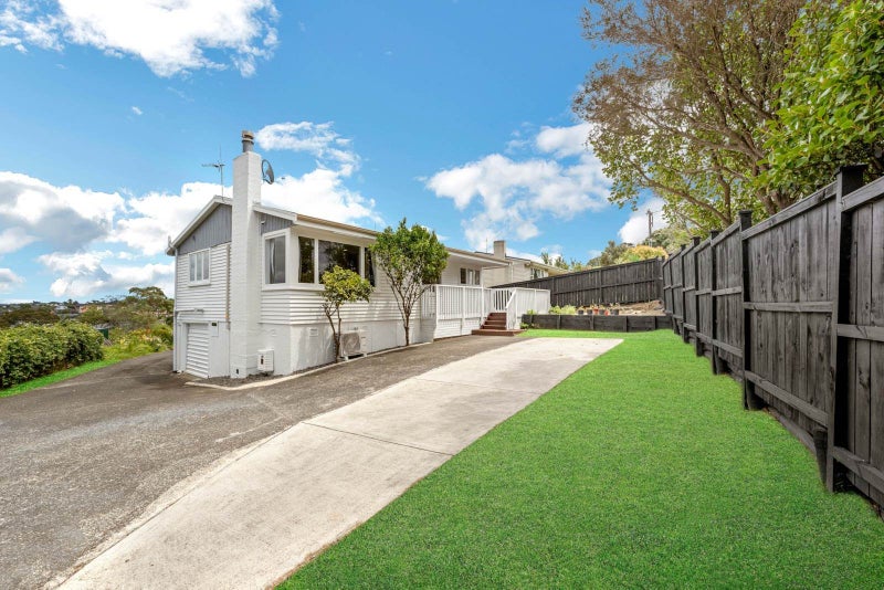 1/962 East Coast Road, Northcross, Auckland - Carousel 26