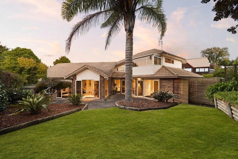 14 Perindale Drive, Chartwell, Hamilton - Carousel 2