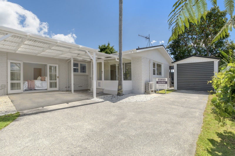 9B Myres Street, Otumoetai, Tauranga - Carousel 1