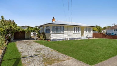 4 Costello Avenue, Mayfield, Blenheim - Carousel 1