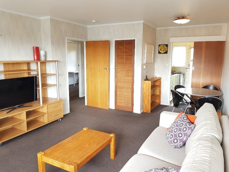 13 Seaview Terrace, Mount Albert, Auckland - Carousel 2