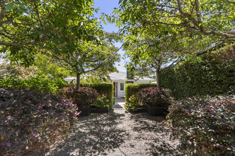 30 Saint Leonards Road, Devonport, Auckland - Carousel 24