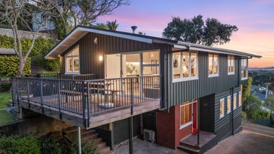 26 Pukenui Road, Epsom, Auckland - Carousel 1