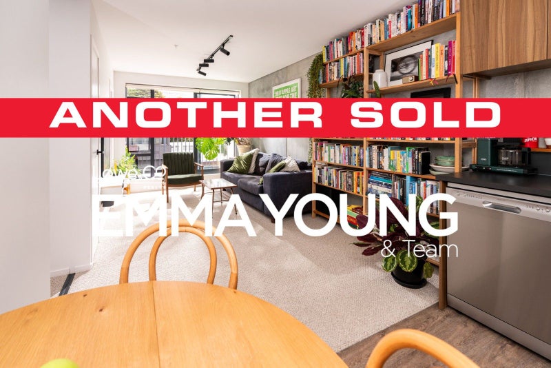 317/21 King Street, Mount Cook, Wellington - Carousel 1
