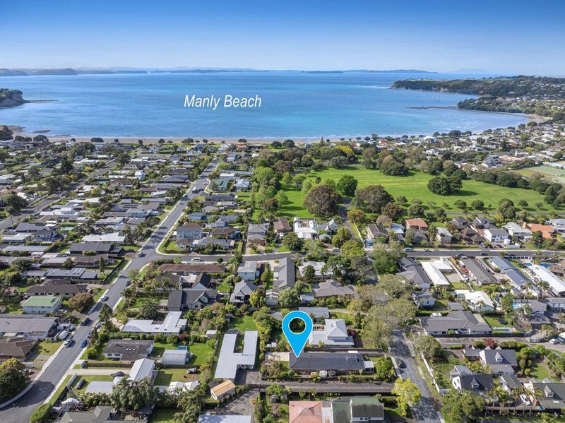 2/9 Motuora Road, Manly, Whangaparaoa - Carousel 2