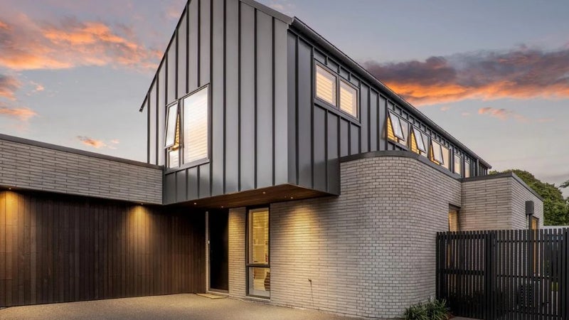 2/105 Tomes Road, St Albans, Christchurch - Carousel 1