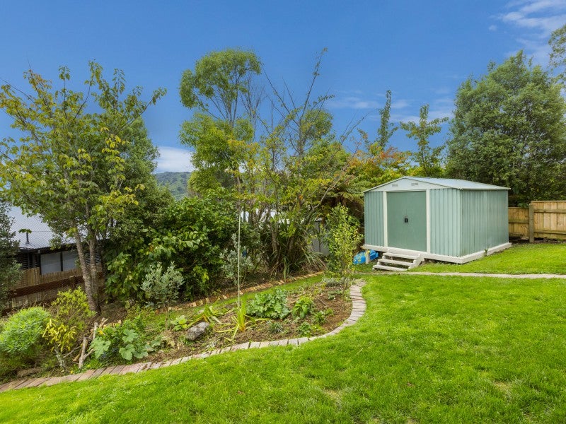Property Valuation for 2 Serenity Grove, Maoribank, Upper Hutt Trade