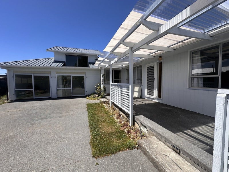 45 Middlepark Road, Sockburn, Christchurch - Carousel 1