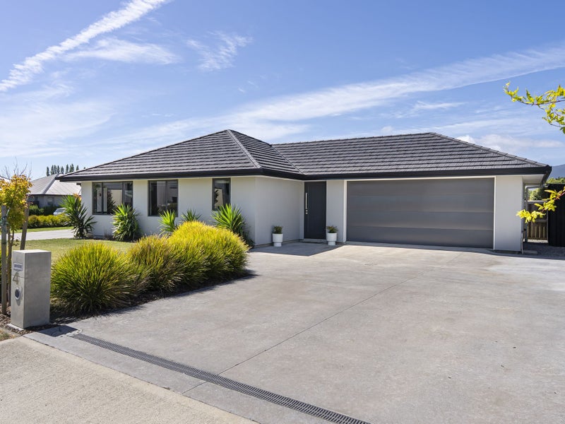 4 Youngberry Drive, Richmond, Richmond - Carousel 1