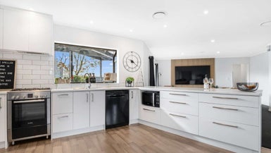 49 Blomfield Street, Pukehangi, Rotorua - Carousel 1