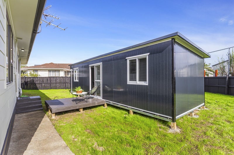 13 Mikasa Place, Mangere, Manukau City, Auckland - Carousel 2