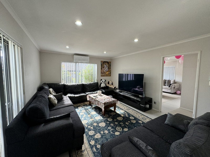 262 Murphys Road, Flat Bush, Auckland - Carousel 2