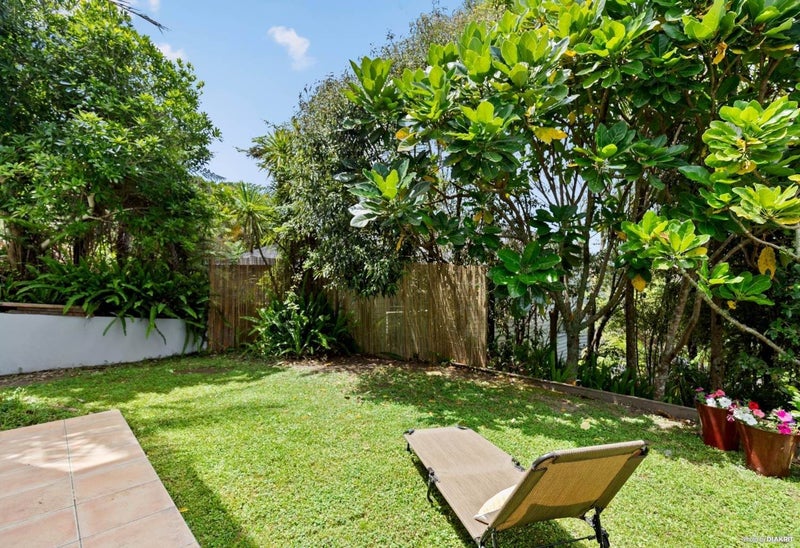 73M Park Rise, Campbells Bay, Auckland - Carousel 2