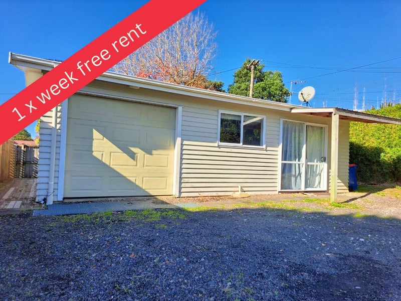 809 Te Atatu Road, Te Atatu Peninsula, Auckland - Carousel 1