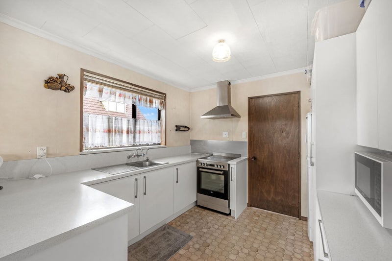 4 Merlin Place, Gore, Gore - Carousel 2