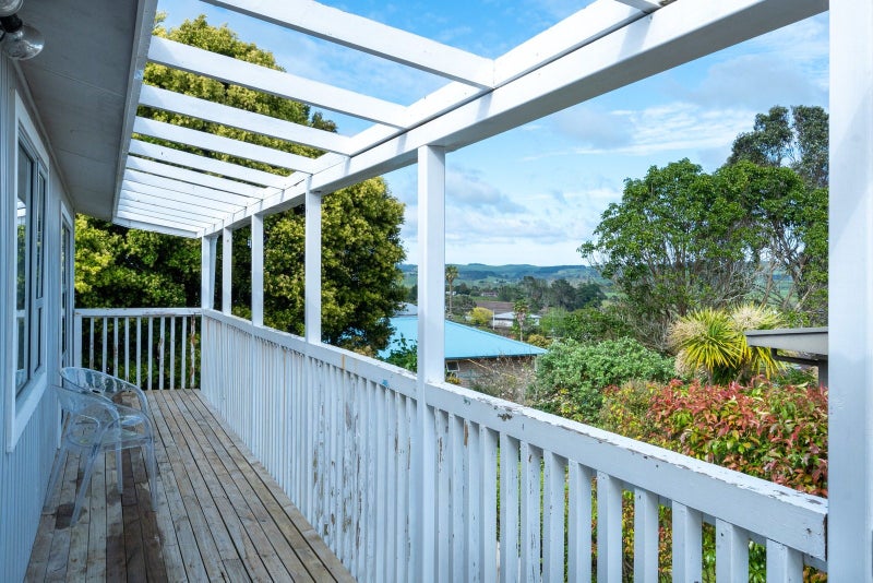 43 Karaka Street, Helensville, Helensville - Carousel 2