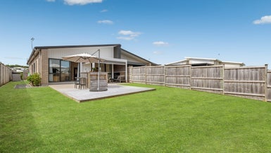 20A Cadwil Drive, Beachlands, Auckland - Carousel 1