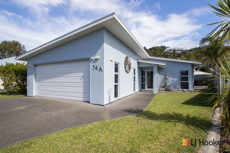 74A Bowentown Boulevard, Bowentown, Waihi Beach - Carousel 2