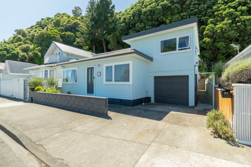 71 Muritai Road, Eastbourne, Lower Hutt - Carousel 1