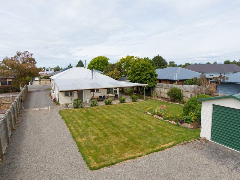 10 Lampard Street, Methven, Methven - Carousel 2