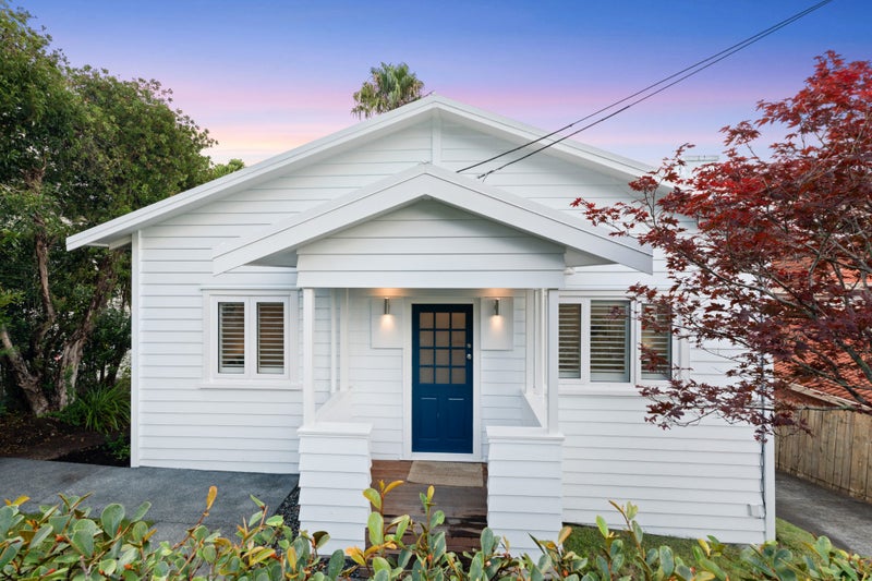 9 Watea Road, Sandringham, Auckland - Carousel 2