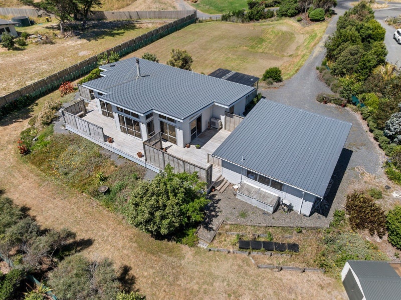 9 Via Aroha, Waitarere Beach, Levin - Carousel 1