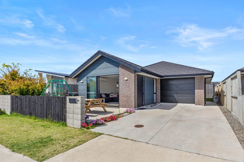 86 Union Drive, Papamoa, Papamoa - Carousel 1