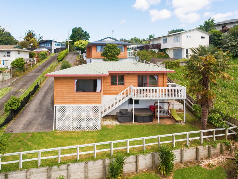 2B Tom Muir Drive, Gate Pa, Tauranga - Carousel 1