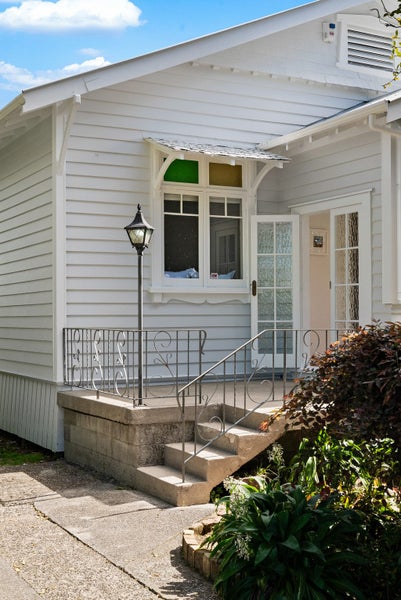 22 Rimu Street, New Lynn, Auckland - Carousel 19