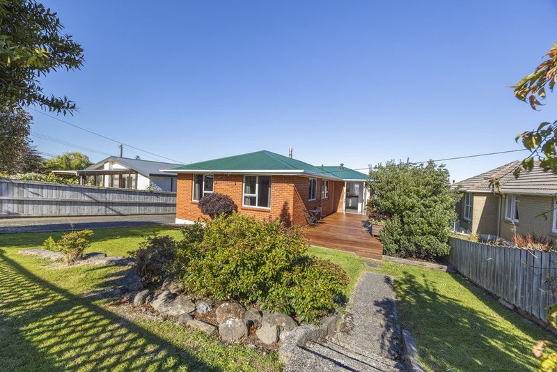 3 Hanlon Street, Halfway Bush, Dunedin - Carousel 1