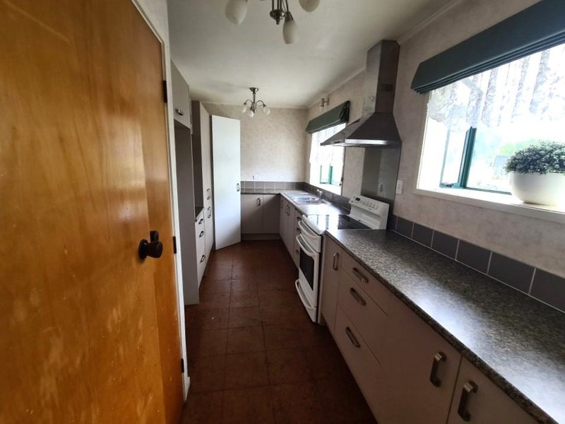 45 Lisa Crescent, Mangakakahi, Rotorua - Carousel 2