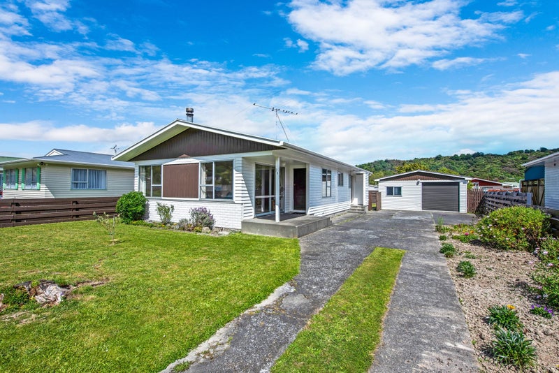 29 Berkeley Road, Wainuiomata, Lower Hutt - Carousel 1