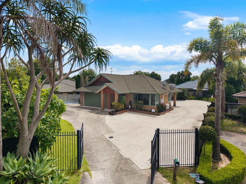 78 Lothian Brae, Wattle Downs, Auckland - Carousel 2