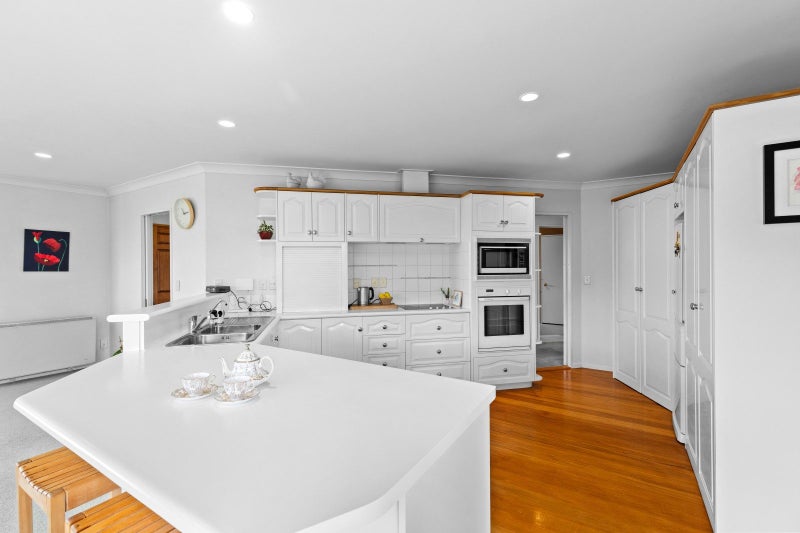 9 Clearview Drive, Milson, Palmerston North - Carousel 2