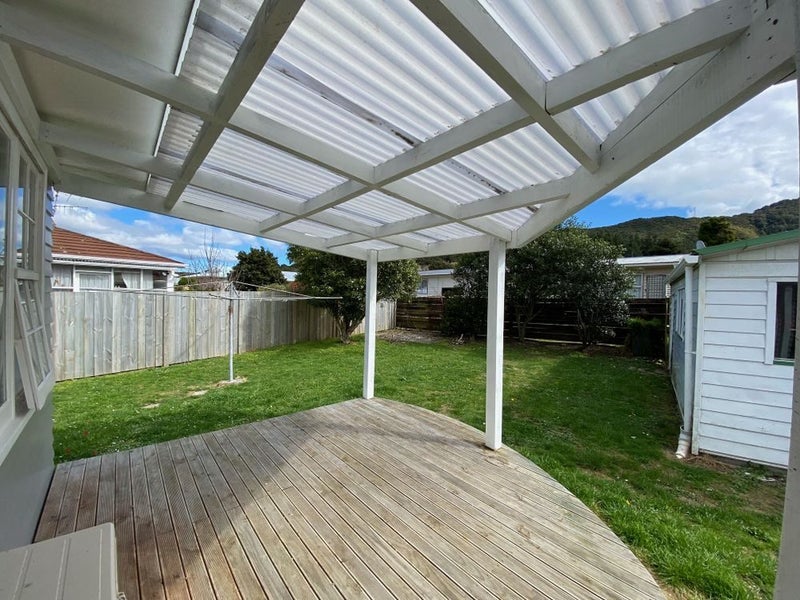323 Wellington Road, Wainuiomata, Lower Hutt - Carousel 2