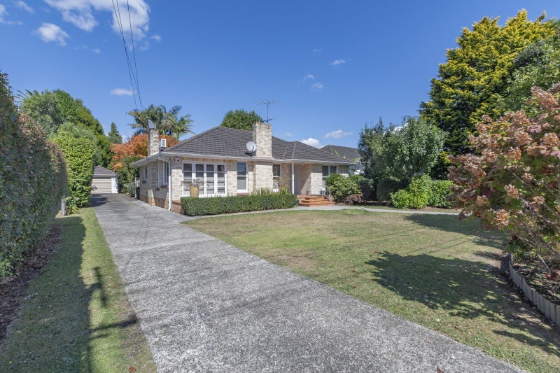 21 Clevedon Road, Papakura - Carousel 2