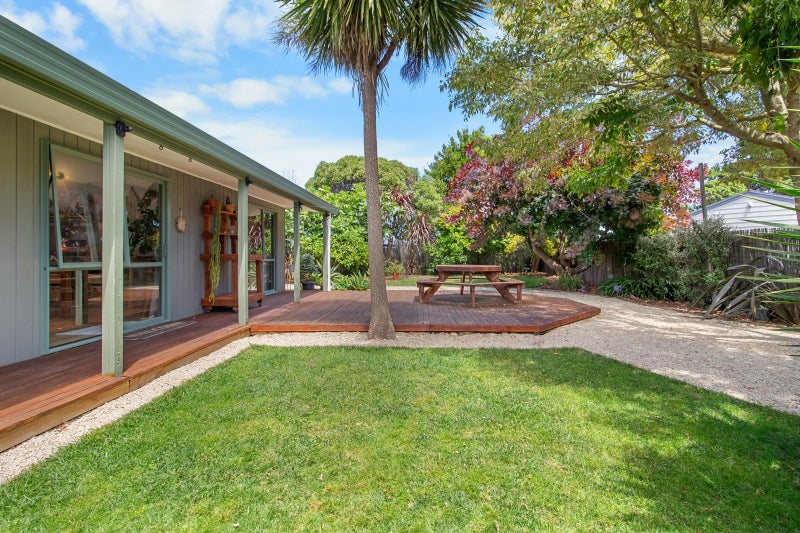 57C Kirk Street, Otaki - Carousel 2